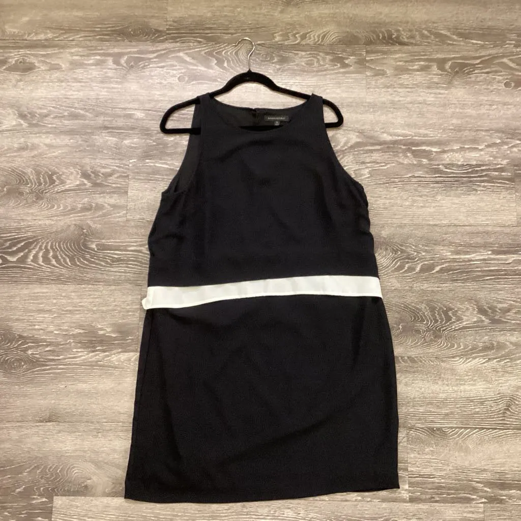 Banana Republic Cream stripe DRESSES 14