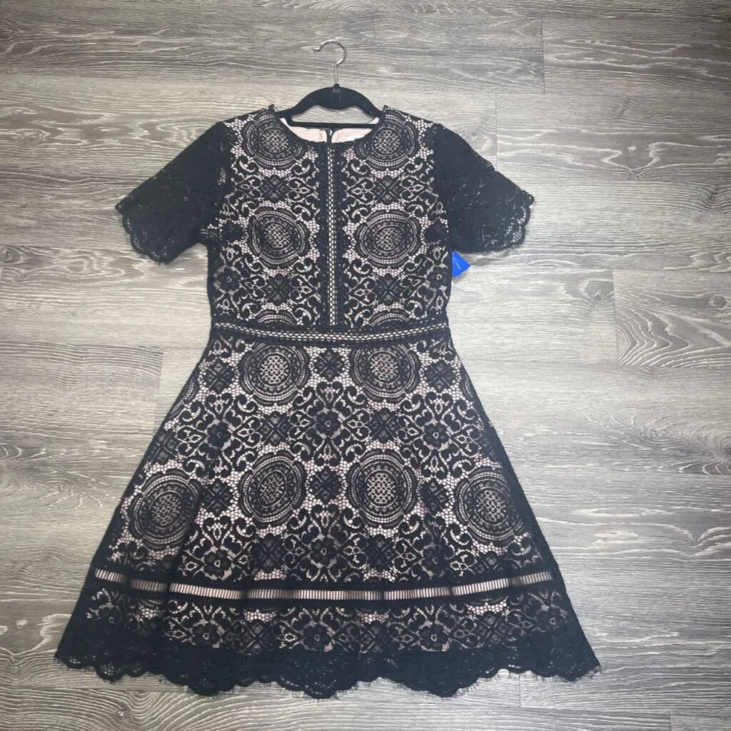 BB Dakota Overlay Short Sleeve DRESSES 4