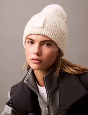 Calvin Klein Ribbed Monogram Logo Badge Beanie - Women