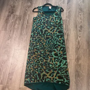 Chicos Camo Straight DRESSES 0