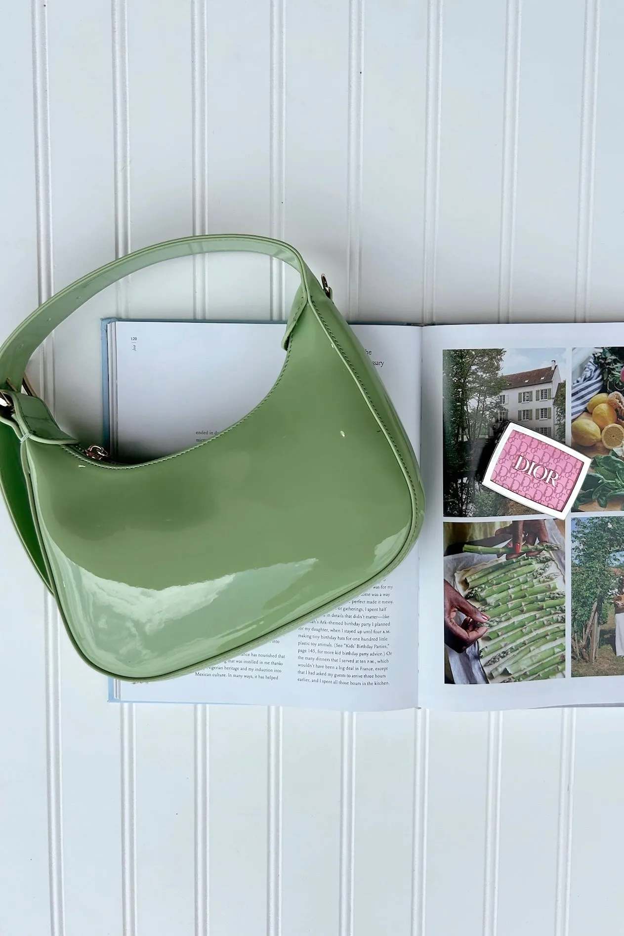 Enviable Pick Enamel Hobo Crossbody Handbag
