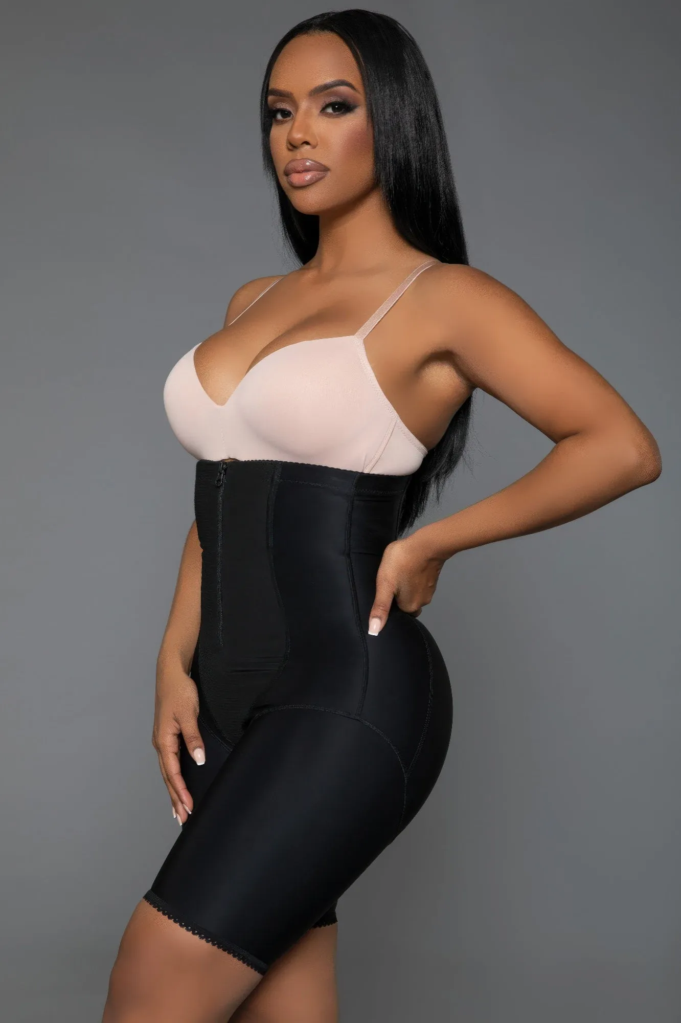 FASHNZFAB Feeling My Curves Bodyshaper