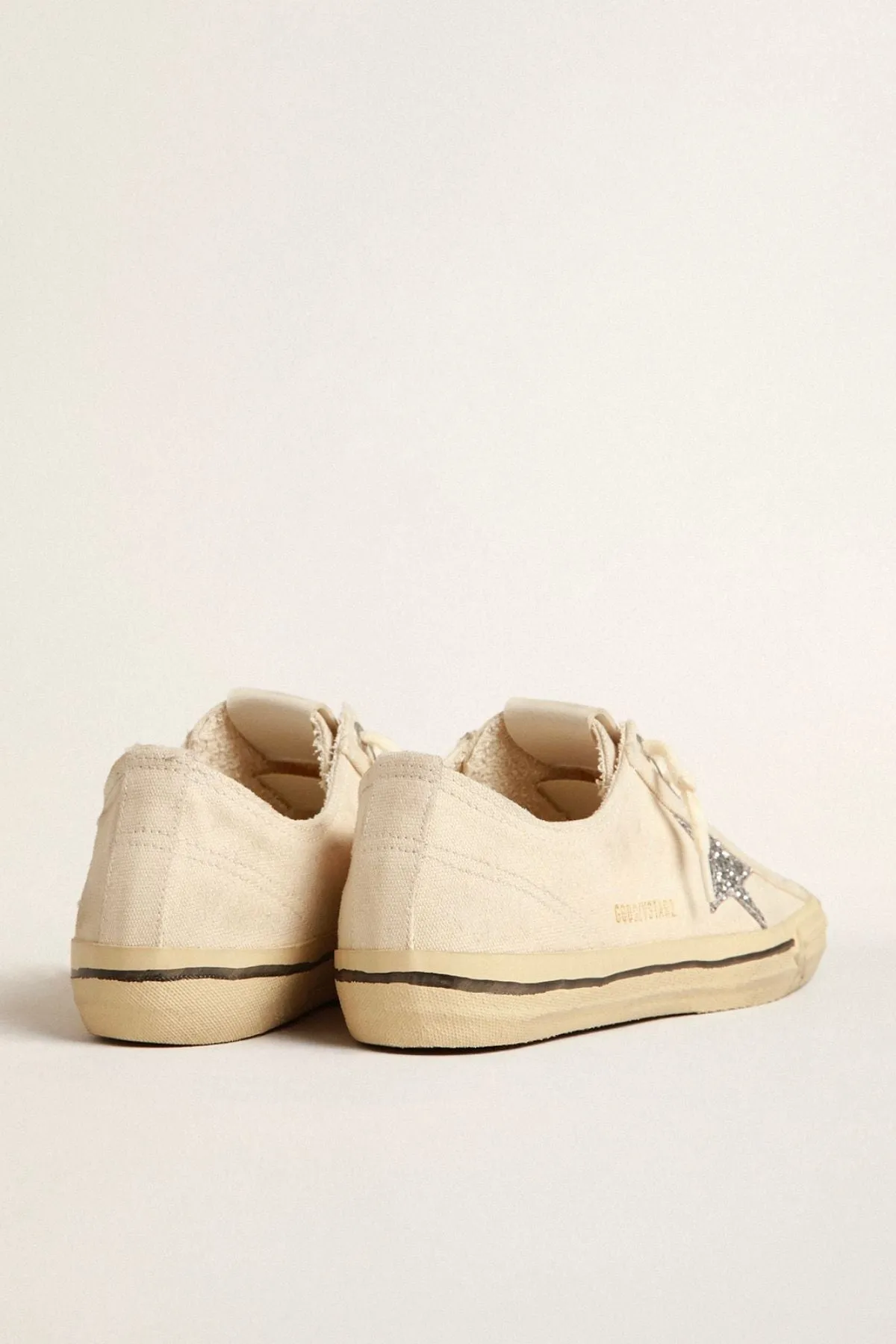 Golden Goose V Star 2 Sneaker - Beige/ Silver GOLDEN GOOSE
