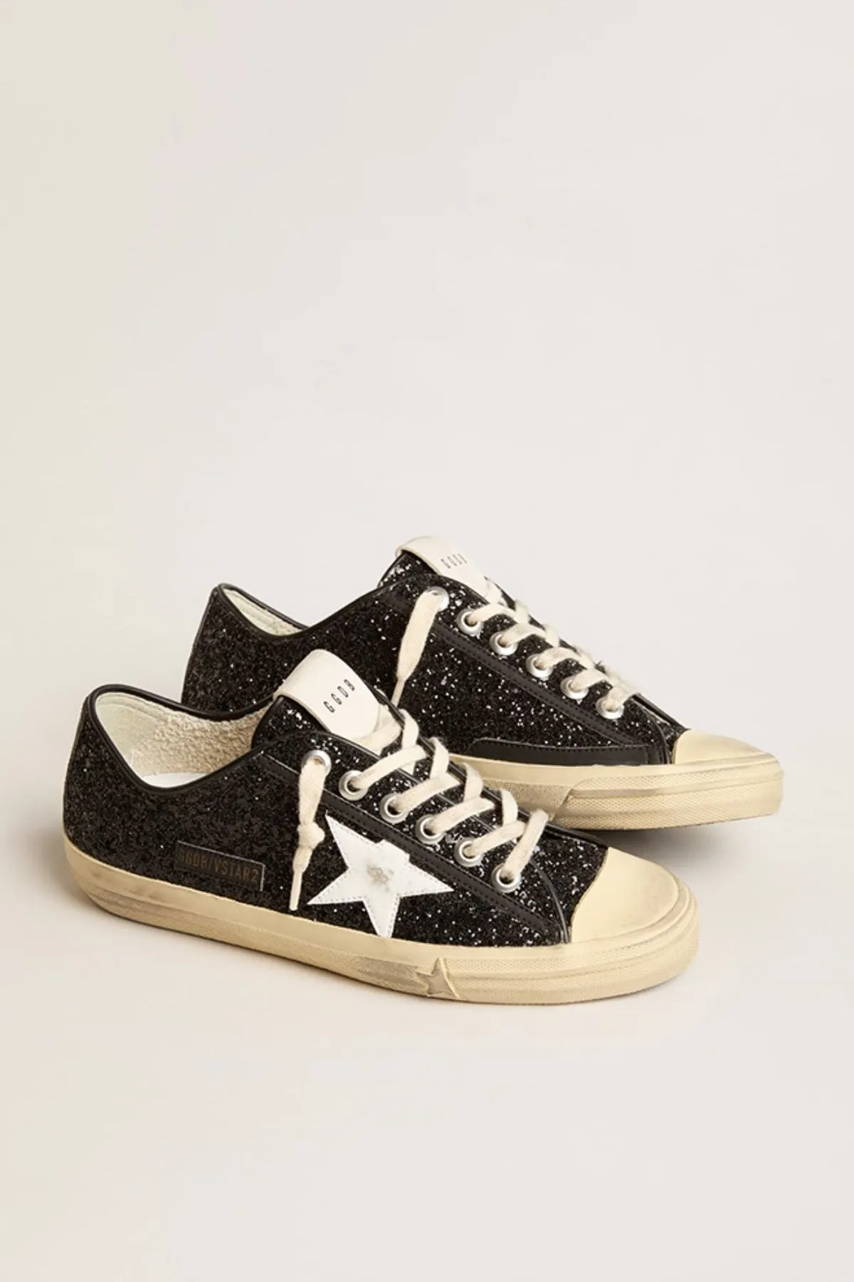 Golden Goose V Star 2 Sneaker - Black/ White GOLDEN GOOSE