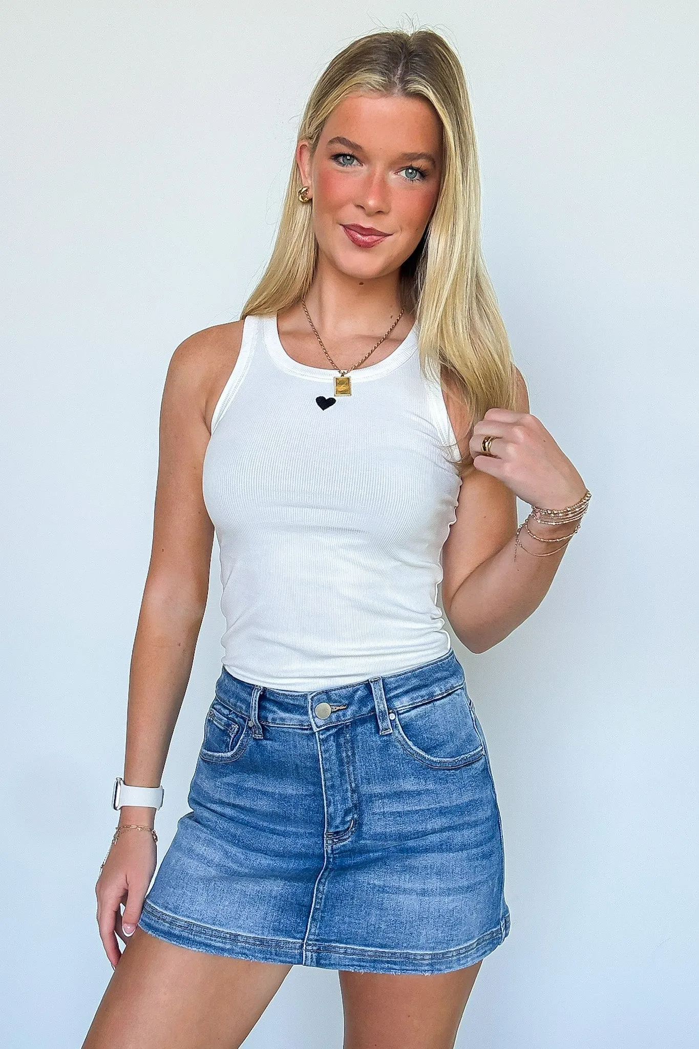 Heart Eyes Detail Knit Tank Top