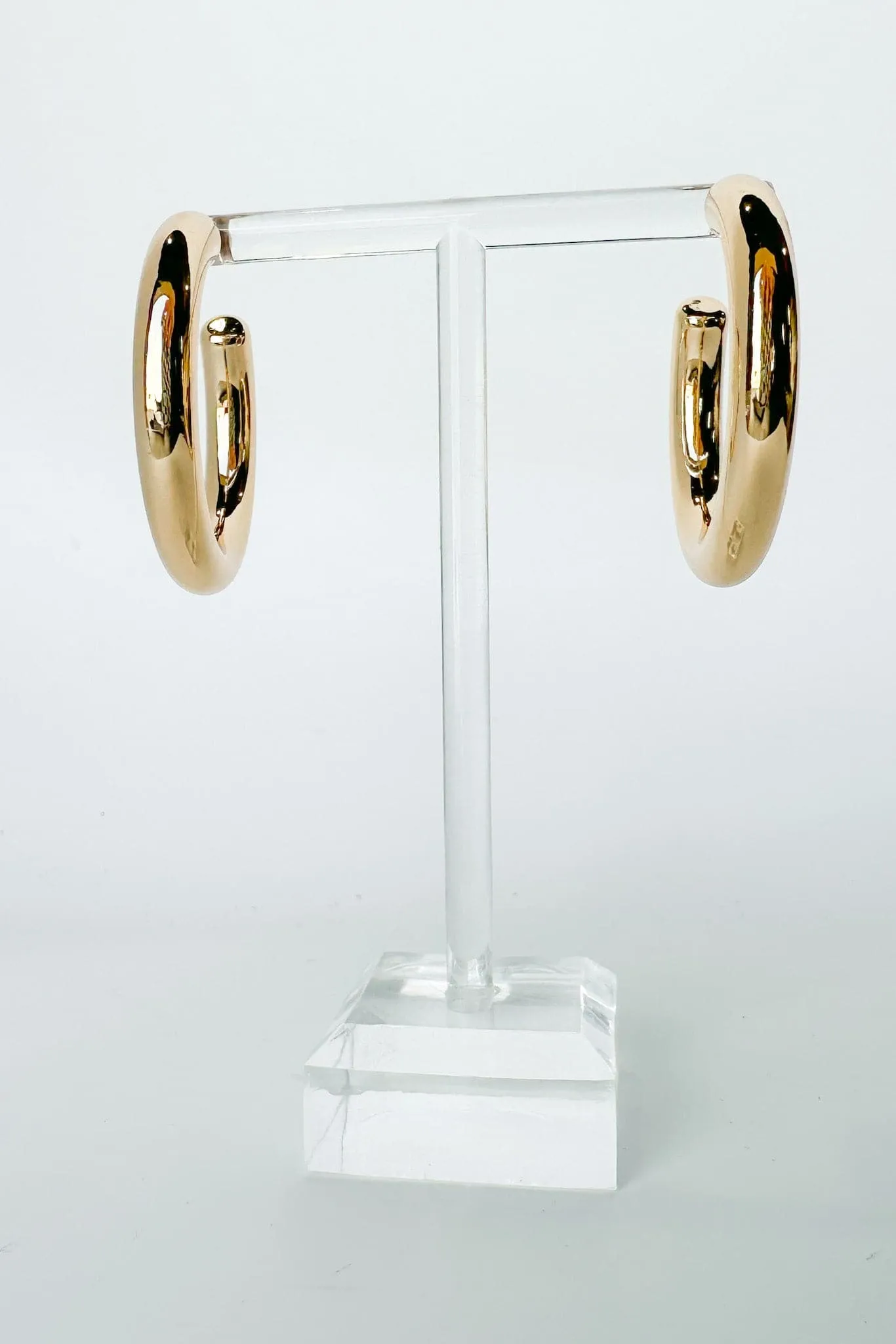 Iconic Entrance Chunky Hoop Earrings - BACK IN STOCK