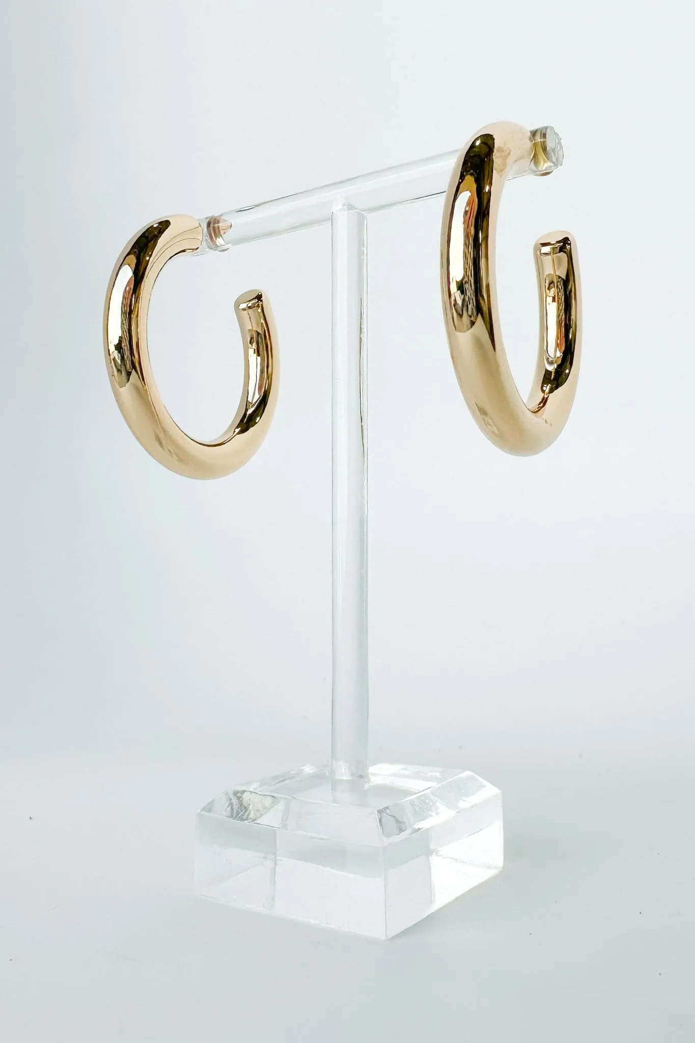 Iconic Entrance Chunky Hoop Earrings - BACK IN STOCK