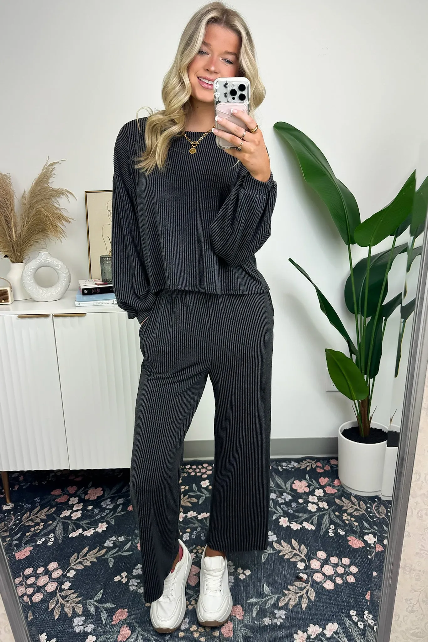 Manifest Ribbed Long Sleeve Relaxed Top - FINAL SALE