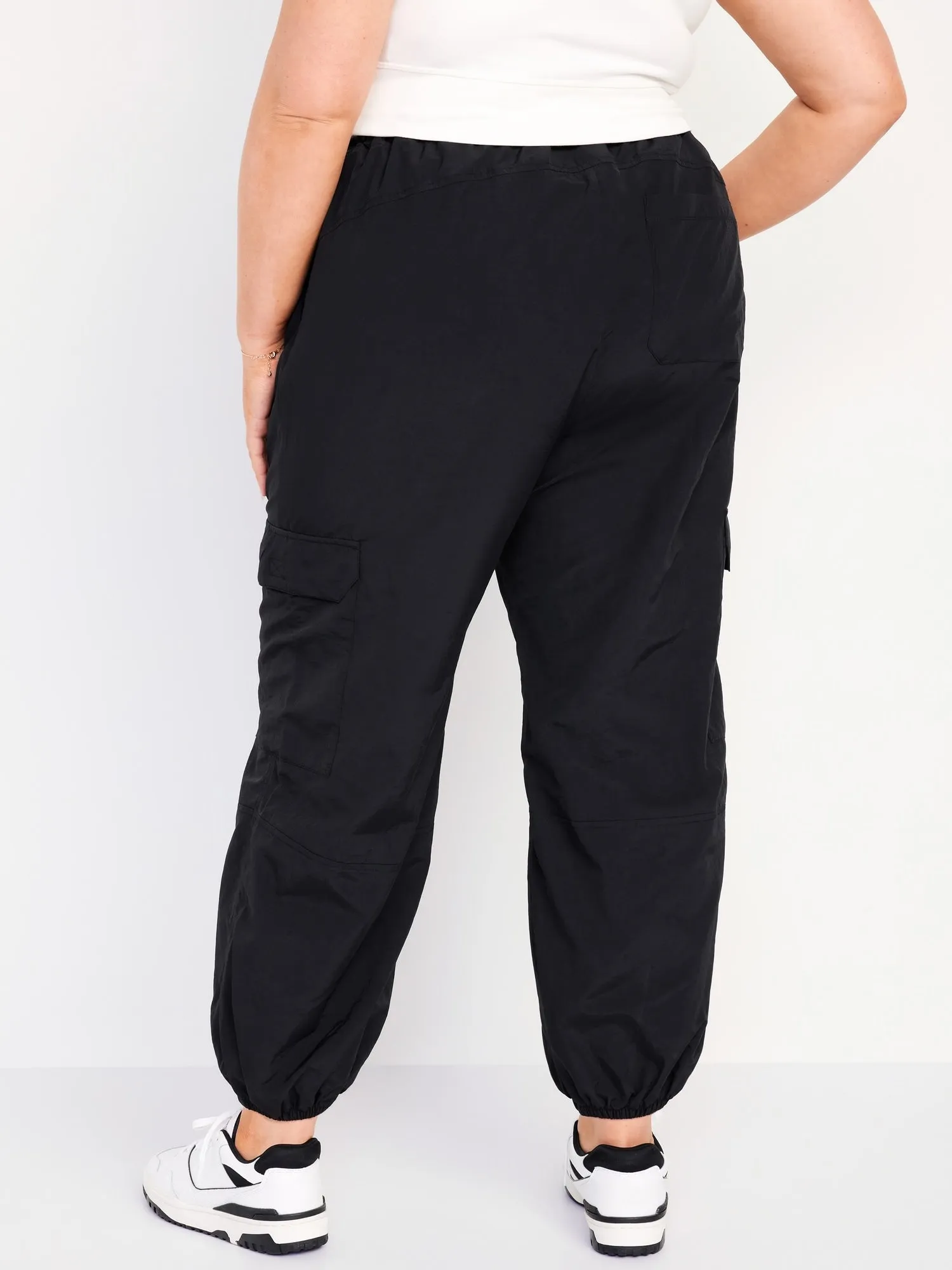 Mid-Rise Cargo Performance Pants for Women