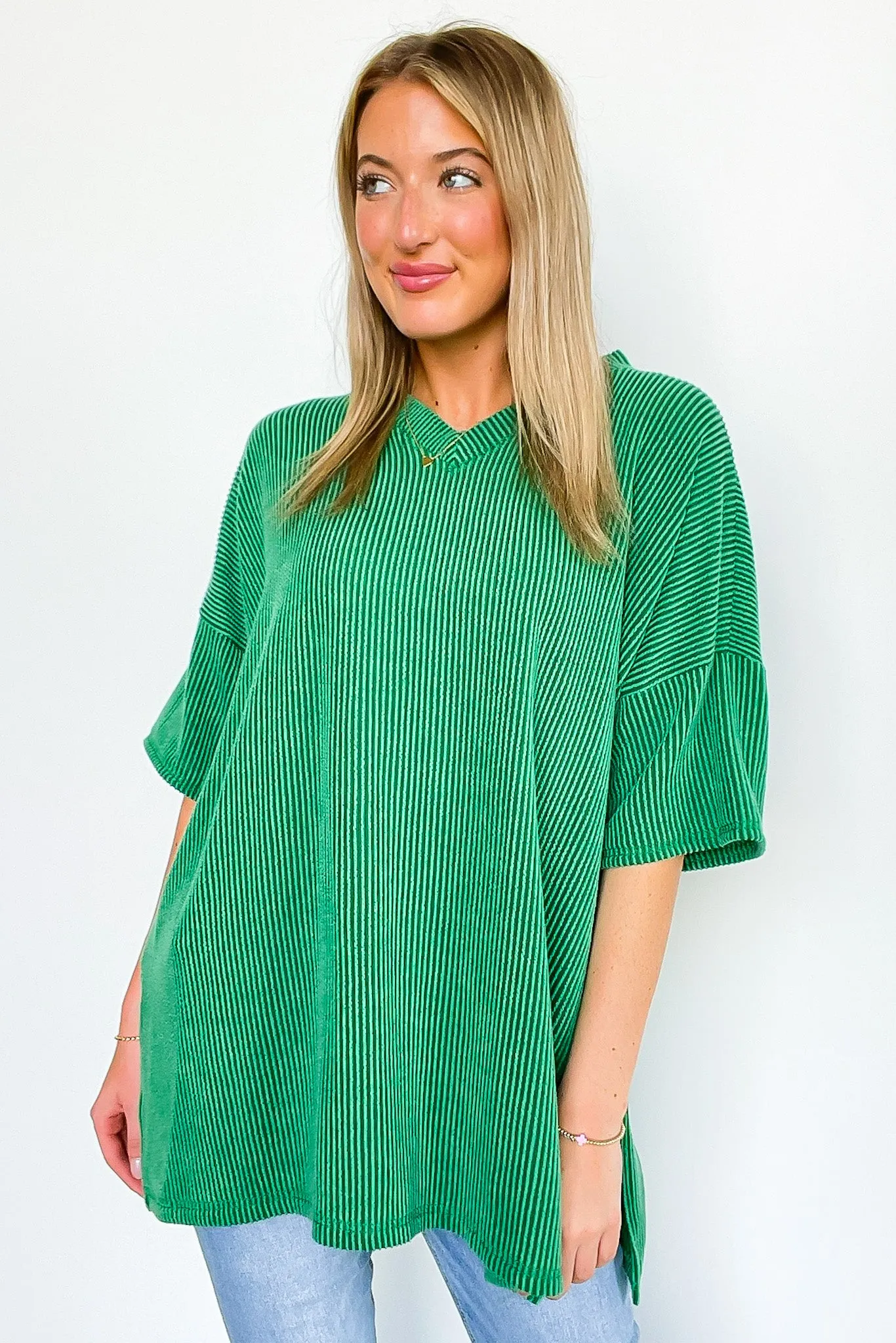 Off the Clock V-Neck Rib Knit Short Sleeve Top