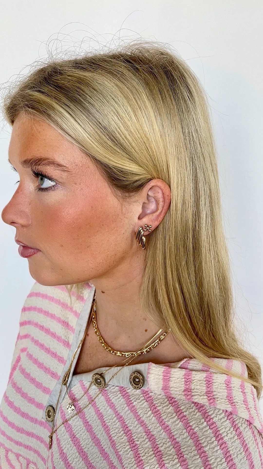 Rena Ripple Stud Earrings
