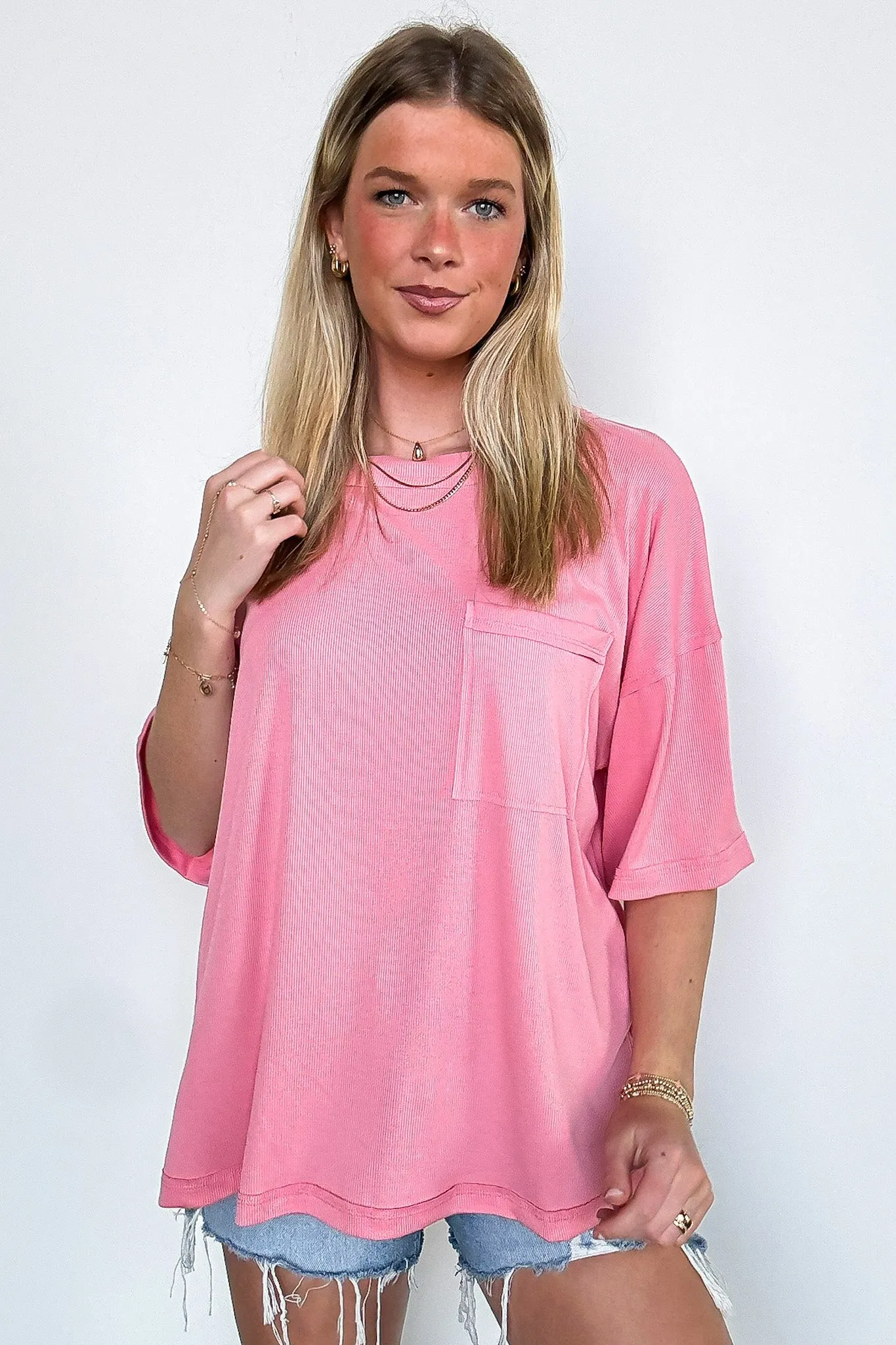 Simonah Relaxed Fit Pocket Tee